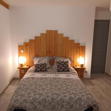 La Maison Du Bonheur Saint-Germain-Laval  Zewnętrze zdjęcie