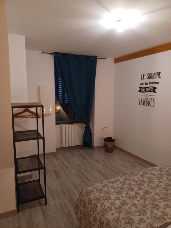 La Maison Du Bonheur Saint-Germain-Laval  Zewnętrze zdjęcie